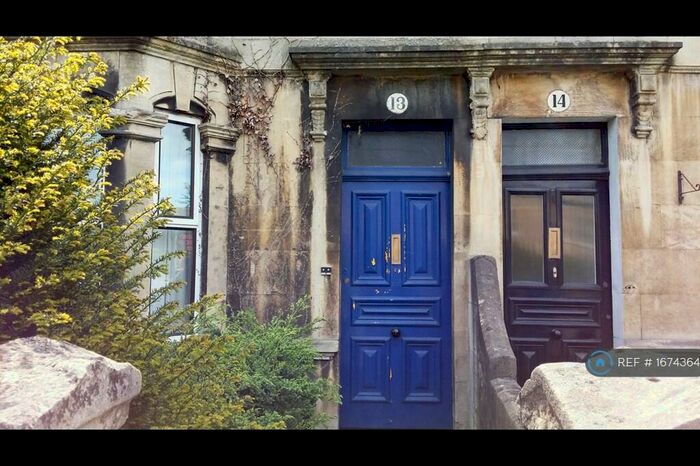 2 Bedroom Flat To Rent In Windsor Villas, Bath, BA1