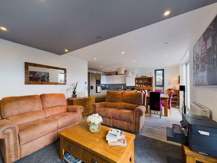 2 Bedroom Flat To Rent In The Brook House, Hatherley Road, Cheltenham, GL51