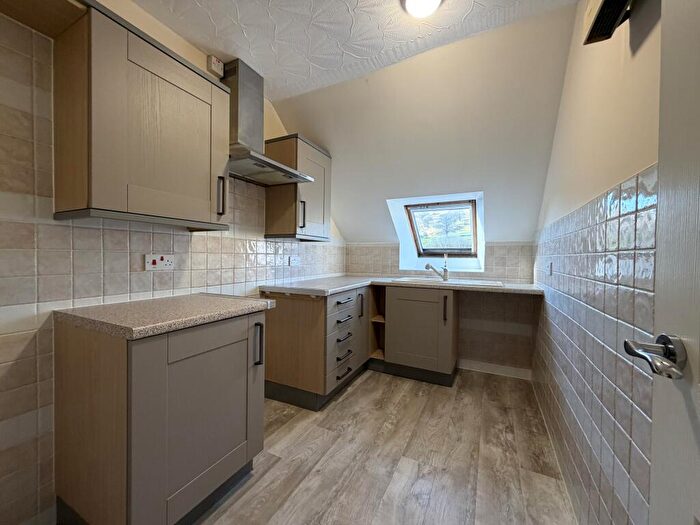 2 Bedroom Flat To Rent In Gwern Avenue, CF83