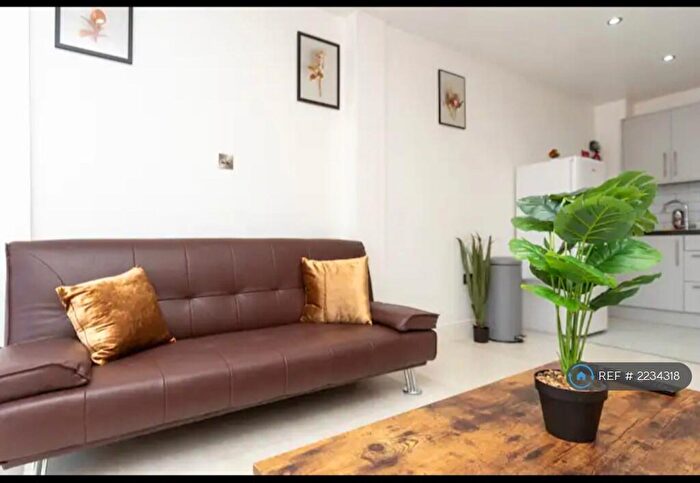 1 Bedroom Flat To Rent In London Rd North, Lowestoft, NR32