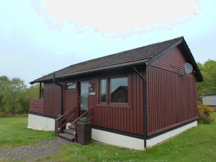 2 Bedroom Chalet For Sale In Lallybroch Lodge Kilfinan, Tighnabruaich, PA21