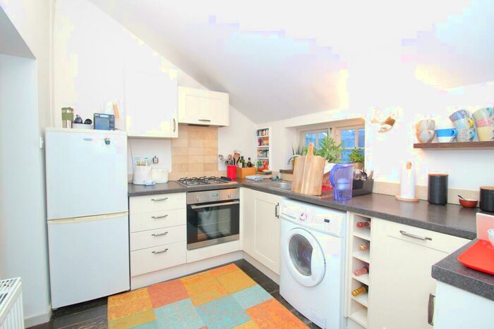 1 Bedroom House To Rent In Cox Green Lane, Maidenhead, SL6