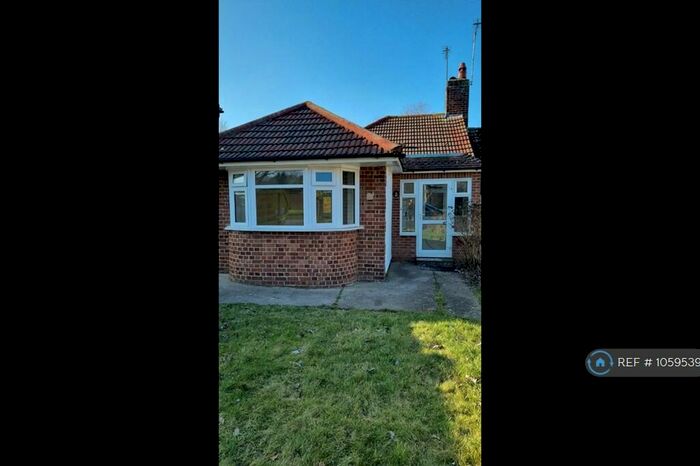 2 Bedroom Bungalow To Rent In Allington Road, Orpington, BR6