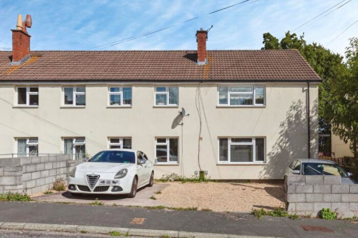 2 Bedroom Flat For Sale In Waterbridge Road, Bristol, Somerset, BS13
