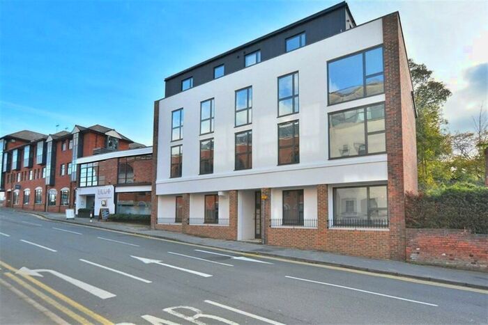 2 Bedroom Apartment To Rent In Bedroom Apartment Nd Floor In Guildford, GU1