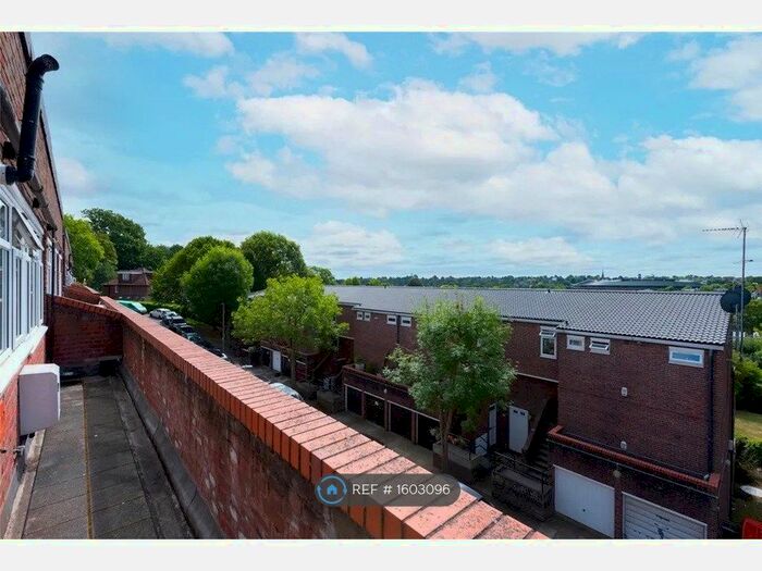 1 Bedroom Flat To Rent In Murfett Close, London, SW19