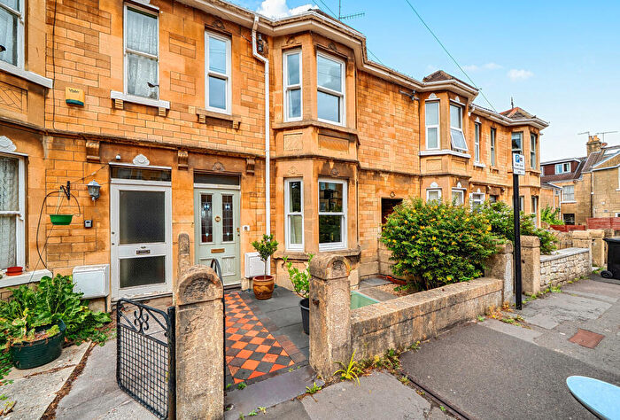 4 Bedroom Terraced House For Sale In Junction Avenue, Bath, Somerset, BA2