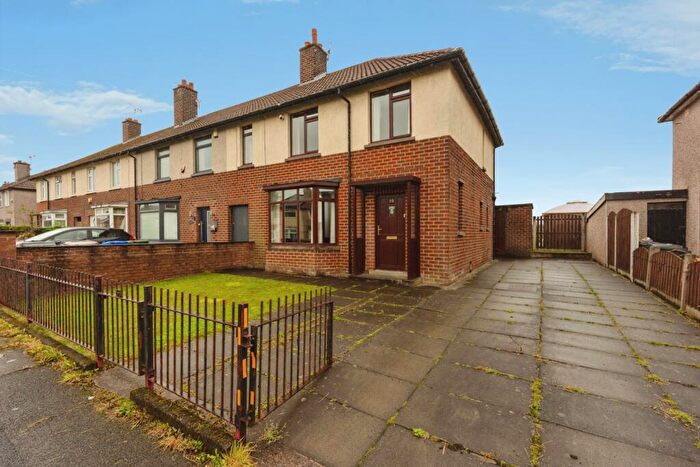 4 Bedroom House For Sale In Lismore Road, Cheshire, SK16
