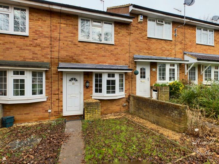 2 Bedroom Terraced House To Rent In Redshaw Close, Buckingham, MK18