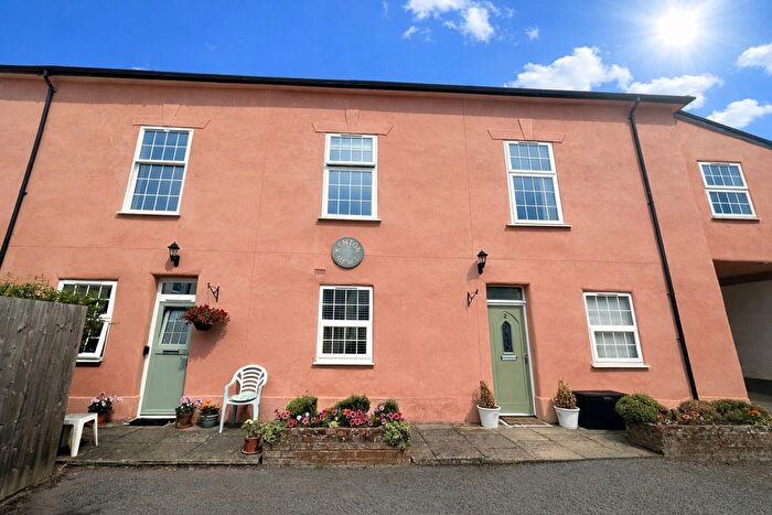 1 Bedroom Flat To Rent In Kenton Mews, Kenton, EX6