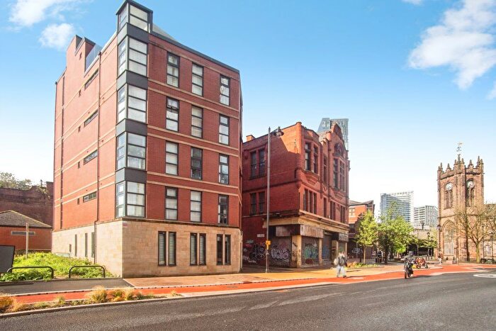 2 Bedroom Flat For Sale In Caxton House, Salford, M3