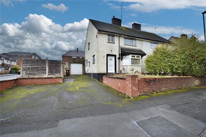 3 Bedroom Semi-Detached House For Sale In Milton Street, Royton, Oldham, OL2