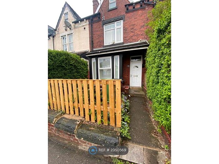 1 Bedroom Flat To Rent In Armley, Leeds, LS12