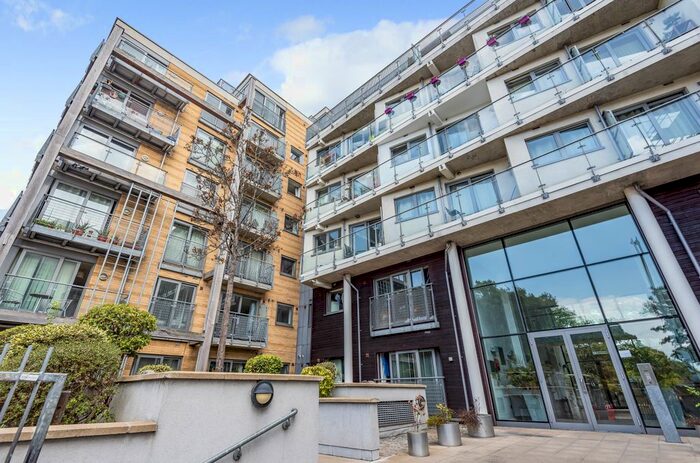 1 Bedroom Flat To Rent In Galleria Court, Sumner Road, Peckham, London, SE15