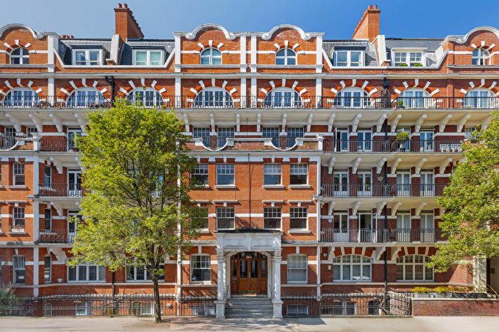 4 Bedroom Flat For Sale In The Penthouse, Drayton Court, Drayton Gardens, Chelsea, London, Chelsea, SW10