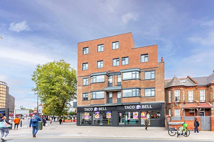 1 Bedroom Flat To Rent In Gladstone House, Wood Green, London, N22