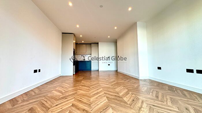 2 Bedroom Apartment To Rent In Heritage Walk, Kingston Upon Thames, Surrey, KT1