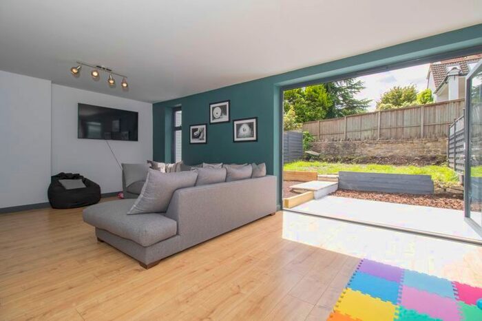 3 Bedroom Terraced House To Rent In Bristol Road, Keynsham, Bristol, BS31