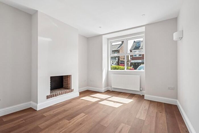 2 Bedroom End Of Terrace House To Rent In High Street, Northwood, HA6