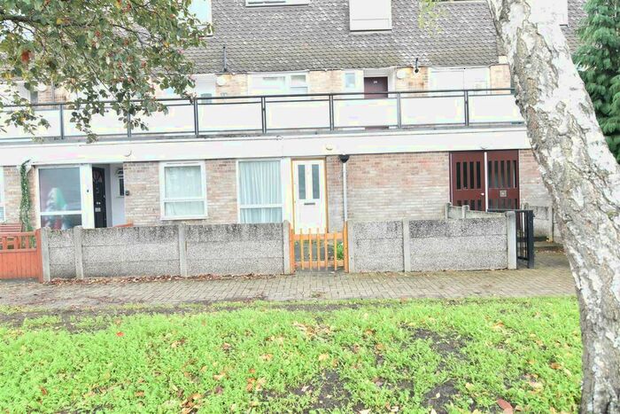 1 Bedroom Flat To Rent In Cunliffe Street, London, SW16