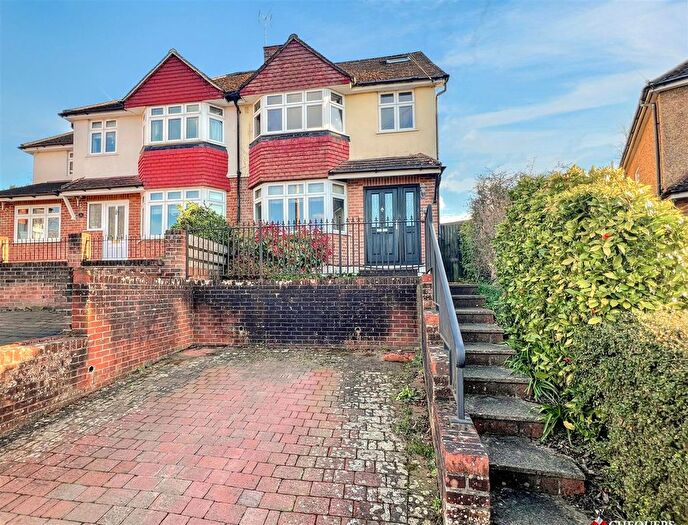 3 Bedroom Semi Detached House For Sale In Bramblys Drive, Basingstoke, RG21