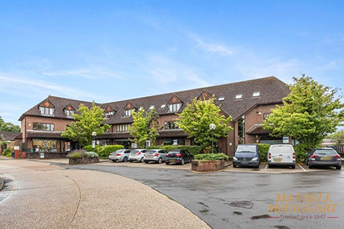 1 Bedroom Flat For Sale In Jengers Mead, Laura House Jengers Mead, RH14