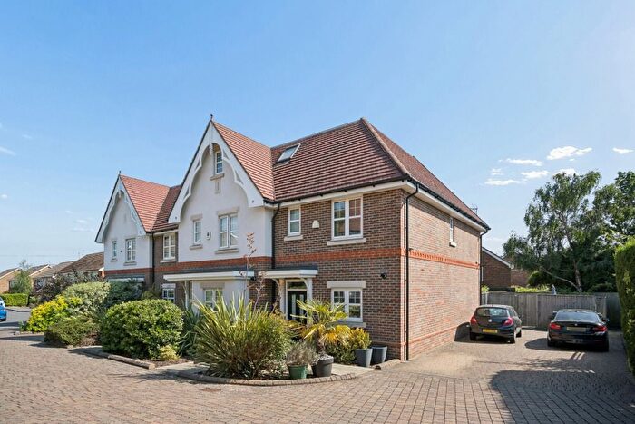 2 Bedroom End Terrace House For Sale In Payton Gardens, Cookham, SL6