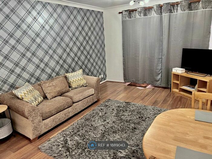 1 Bedroom Maisonette To Rent In Hatton Grove, West Drayton, UB7