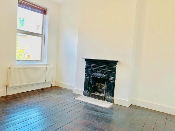 1 Bedroom Semi-Detached House To Rent In Maryland, Wood Green N22