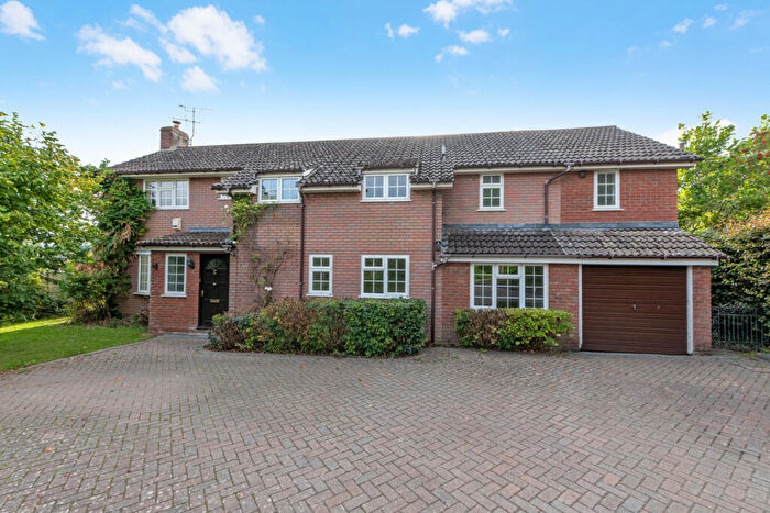 4 Bedroom Detached House For Sale In Olivers Mead, Blandford Forum, DT11
