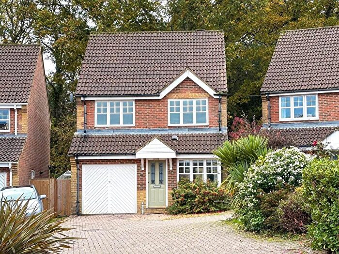 4 Bedroom Detached House For Sale In Wisbech Way, Hordle, Lymington, Hampshire, SO41