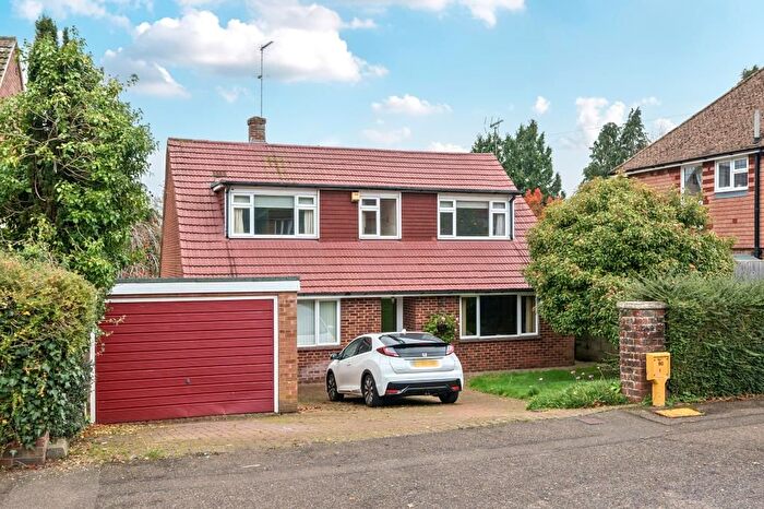 4 Bedroom Detached House For Sale In Chesham, Buckinghamshire, HP5