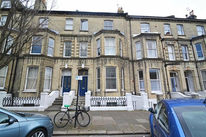2 Bedroom Flat To Rent In Tisbury Road, Hove, East Sussex, BN3