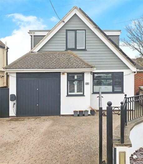 4 Bedroom Bungalow For Sale In Baldwin Road, Minster On Sea, Sheerness, Kent, ME12