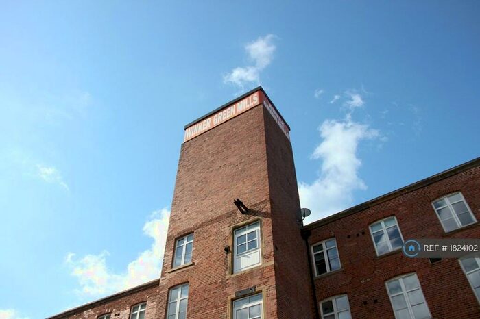 2 Bedroom Flat To Rent In Eyres Mill Side, Leeds, LS12