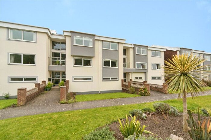 2 Bedroom Flat For Sale In Gloddaeth Avenue, Llandudno, Conwy, LL30