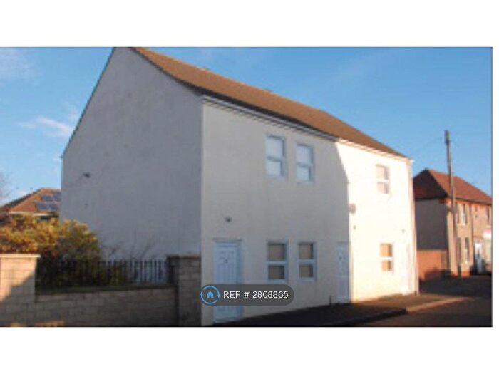 2 Bedroom Flat To Rent In High Street, Clowne, S43