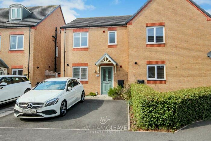 3 Bedroom House To Rent In Chestnut Way, Penyffordd, Penyffordd, CH4
