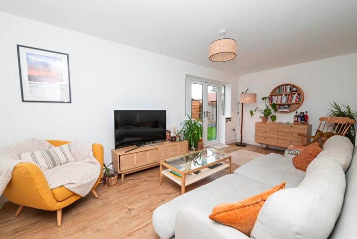 3 Bedroom Detached House For Sale In Bethell Road, Faversham, ME13