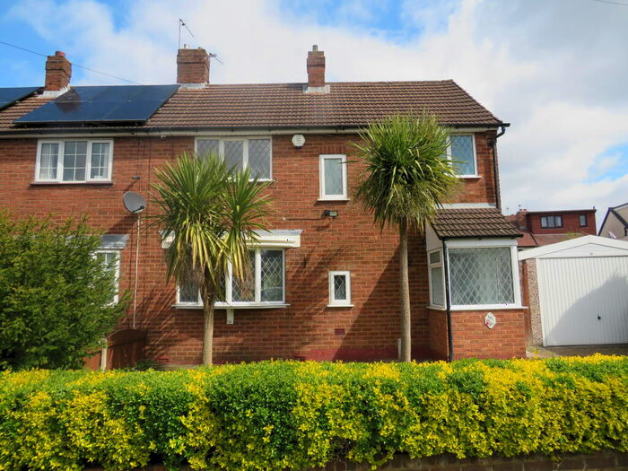 3 Bedroom House To Rent In Pool Lane, Oldbury, B69