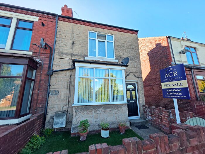 3 Bedroom End Of Terrace House For Sale In Edlington Lane, Doncaster, DN4