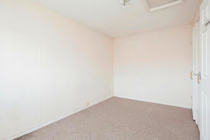 1 Bedroom House To Rent In Kenilworth Close, Crawley, RH11