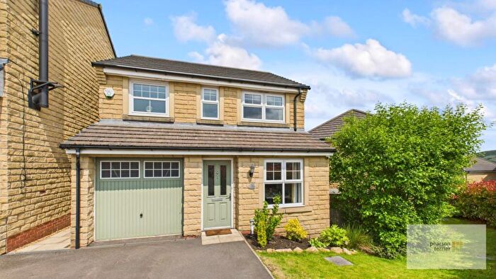 3 Bedroom Detached House For Sale In Ward Way, Rossendale, BB4