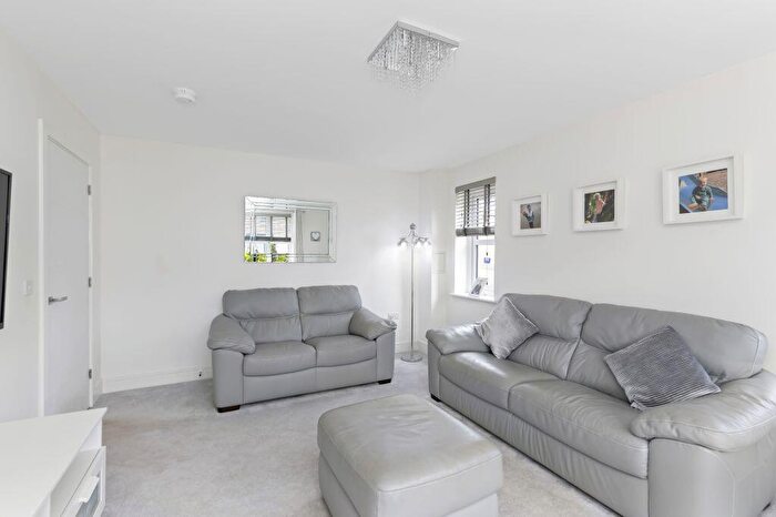 4 Bedroom Detached House For Sale In Sycamore Drive, Penicuik, EH26