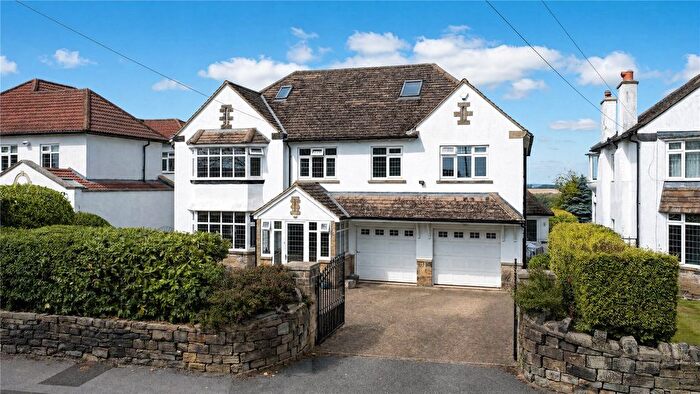 8 Bedroom Detached House For Sale In Alwoodley Lane, Leeds, LS17