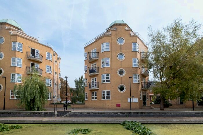 2 Bedroom Flat To Rent In James House, Canada Water, SE16