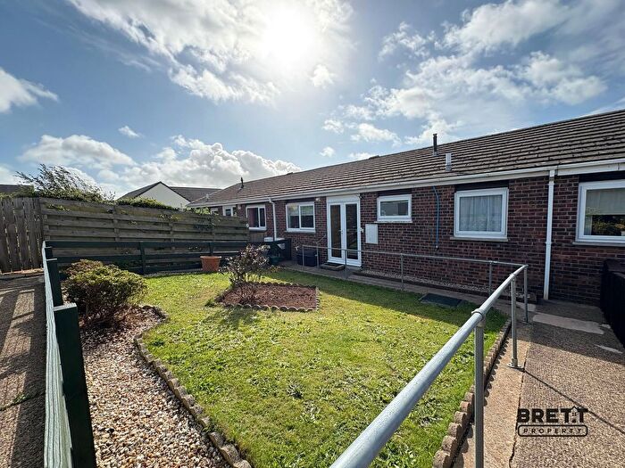 2 Bedroom Bungalow For Sale In Fleming Way, Neyland, Milford Haven, Pembrokeshire., SA73