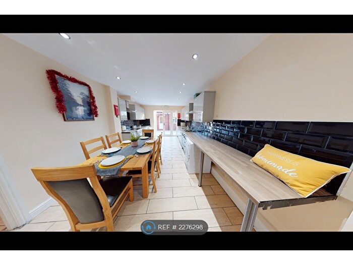 7 Bedroom Semi-Detached House To Rent In Charter Avenue, Coventry, CV4