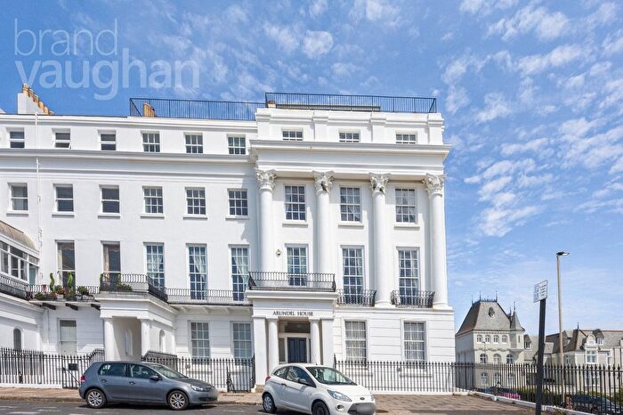 2 Bedroom Flat To Rent In Arundel Terrace, Brighton, East Sussex, BN2