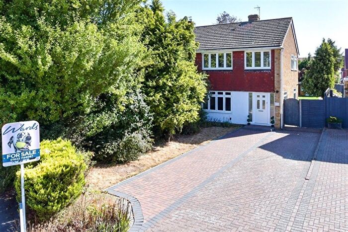 3 Bedroom Semi-Detached House For Sale In Wilberforce Road, Coxheath, Maidstone, Kent, ME17